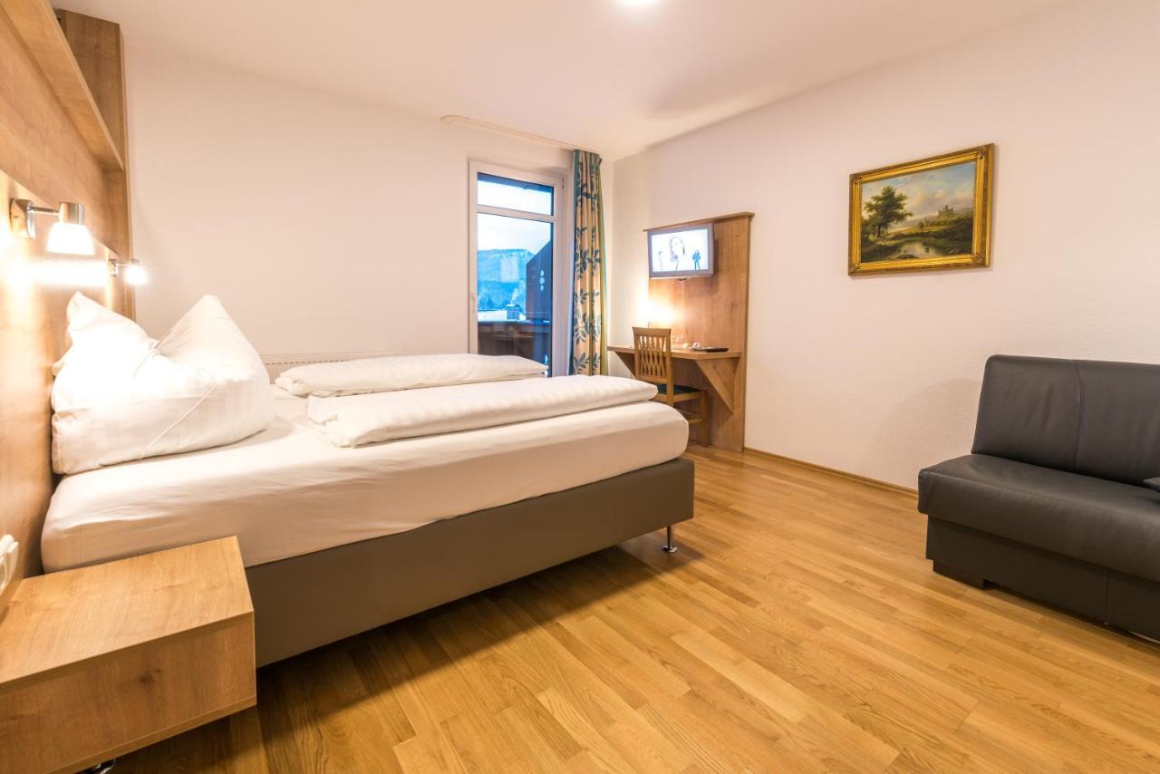 Hotel Garni Almenrausch Und Edelweiss Гармиш-Партенкирхен Экстерьер фото