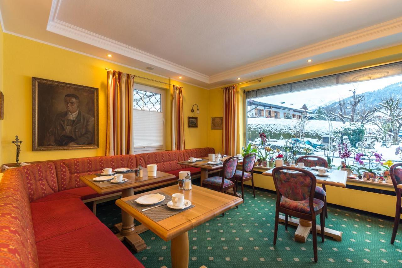 Hotel Garni Almenrausch Und Edelweiss Гармиш-Партенкирхен Экстерьер фото