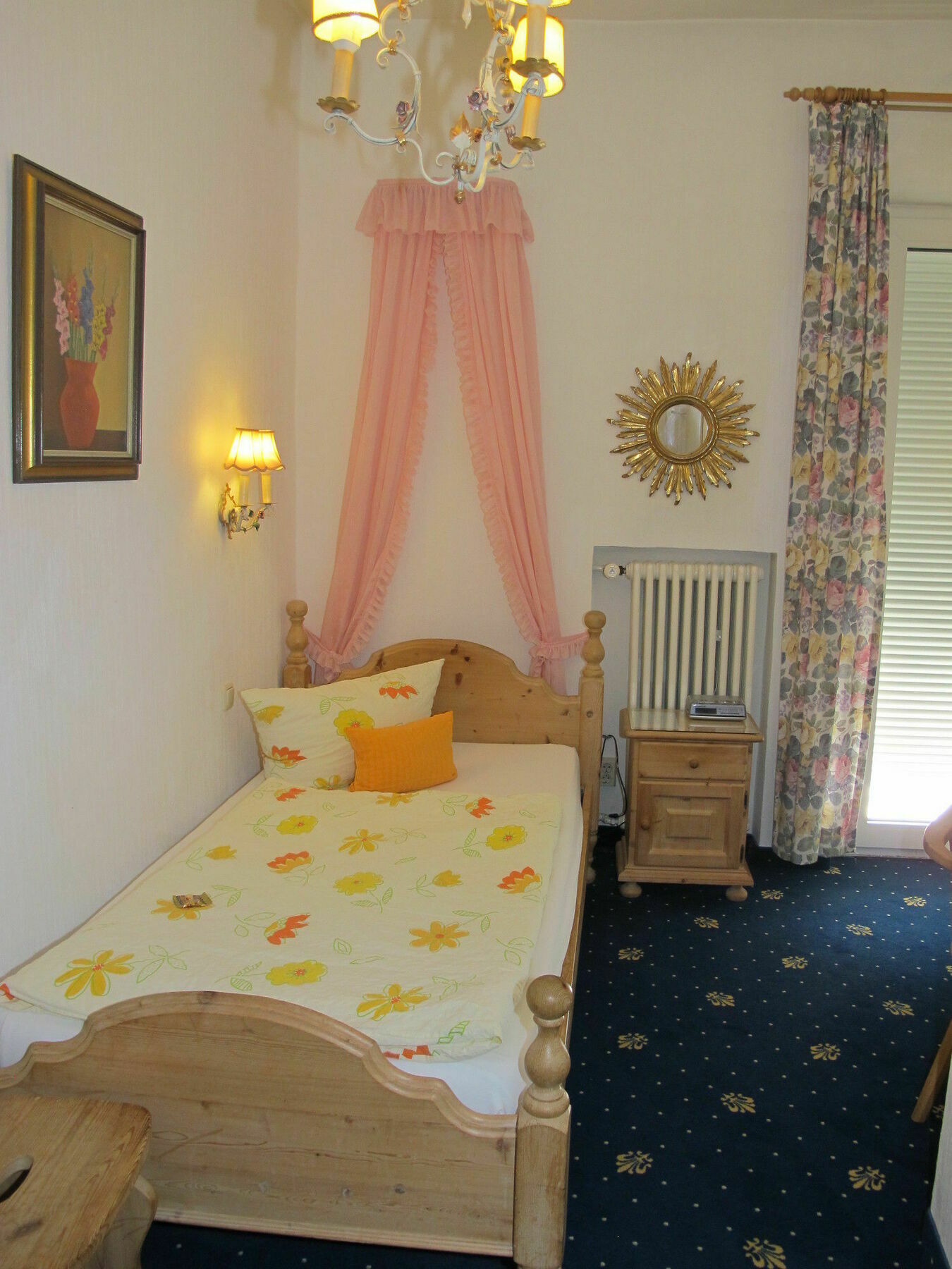 Hotel Garni Almenrausch Und Edelweiss Гармиш-Партенкирхен Экстерьер фото